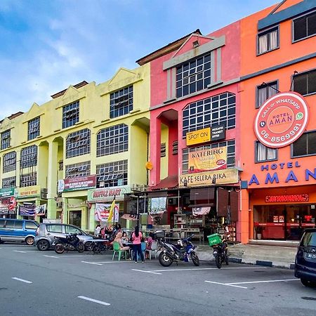 Hotel Aman- Nilai & Klia Kültér fotó